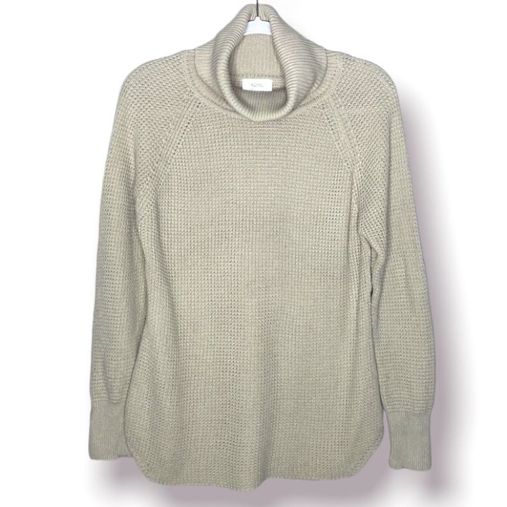 Cloth by RD Beige Knit Cozy Comfy Womens Size Medium Raglan Turtleneck Sweater